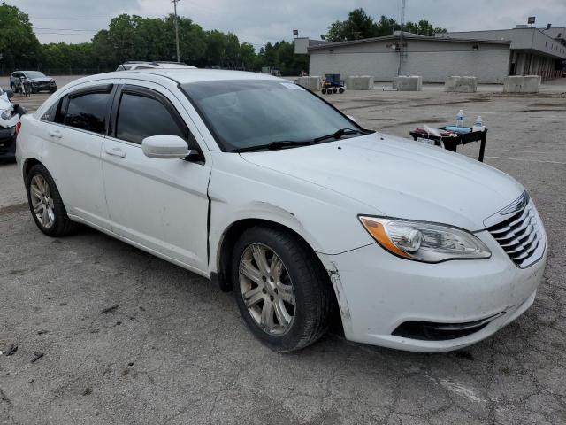 Photo 4 from auction – 2013 CHRYSLER 200 LX with VIN 1C3CCBAB2DN698821