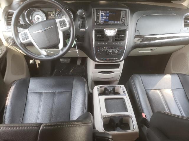 Photo 8 from auction – 2016 CHRYSLER TOWN & COU with VIN 2C4RC1BG2GR268529