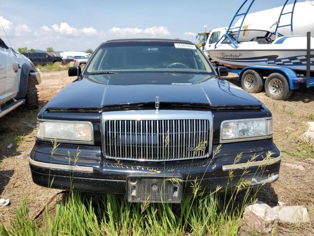 Photo 5 from auction – 1995 LINCOLN TOWN CAR E with VIN 1LNLM81W4SY647729