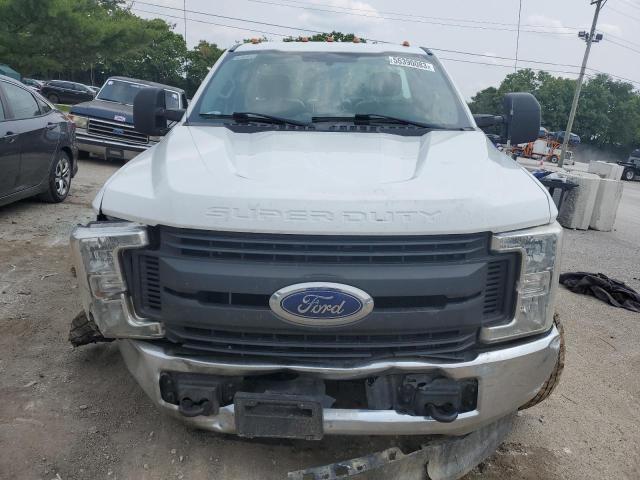 صورة رقم 5 من المزاد - 2017 FORD F250 SUPER مع VIN 1FTBF2B67HEB26519