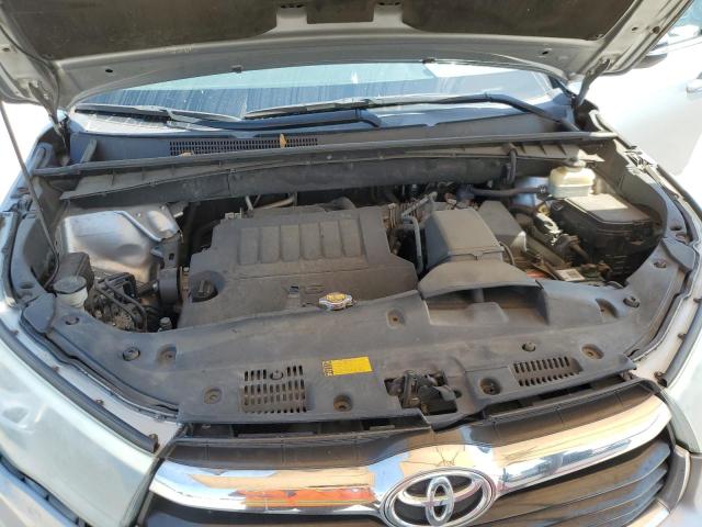 Photo 12 from auction – 2015 TOYOTA HIGHLANDER with VIN 5TDZKRFHXFS055290