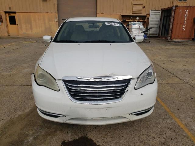Photo 5 from auction – 2013 CHRYSLER 200 LX with VIN 1C3CCBAB0DN642263