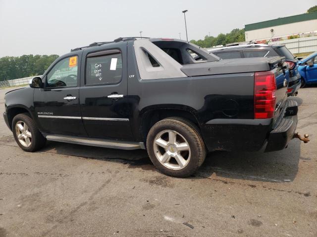 Photo 2 from auction – 2011 CHEVROLET AVALANCHE with VIN 3GNTKGE34BG168636