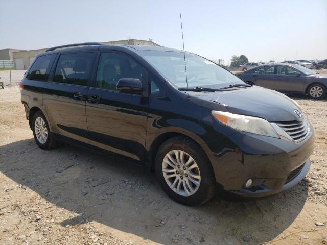 Photo 4 from auction – 2013 TOYOTA SIENNA XLE with VIN 5TDYK3DC9DS385239