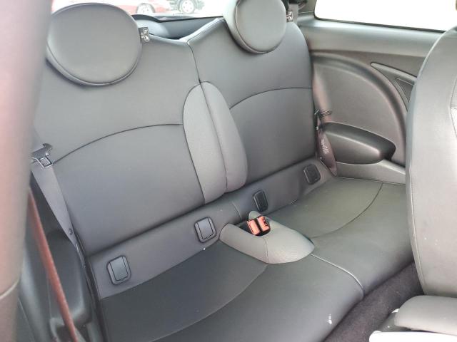 Photo 10 from auction – 2010 MINI COOPER with VIN WMWMF3C58ATZ61533