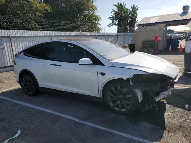 Photo 4 from auction – 2022 TESLA MODEL X with VIN 7SAXCBE52NF329266