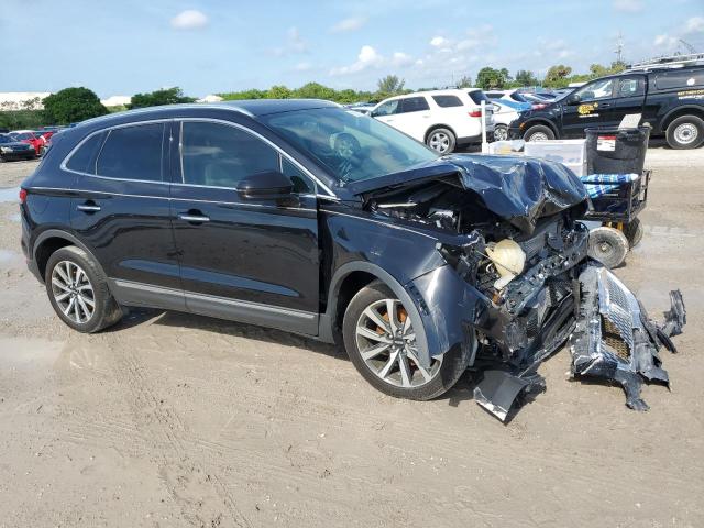 Photo 4 from auction – 2019 LINCOLN MKC RESERV with VIN 5LMCJ3C95KUL08033
