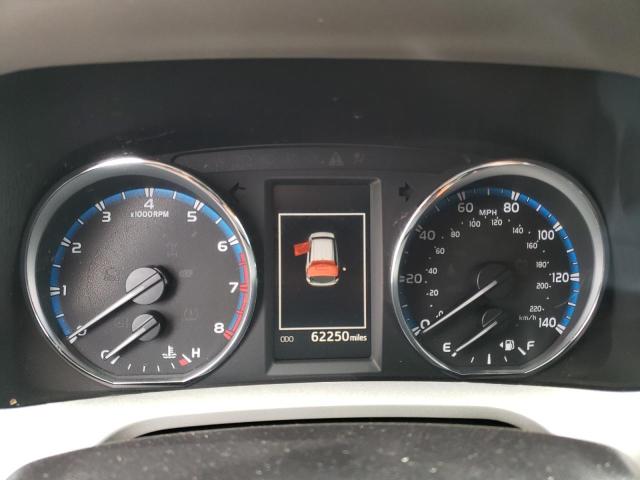 Photo 9 from auction – 2017 TOYOTA RAV4 LIMIT with VIN 2T3DFREV5HW561276