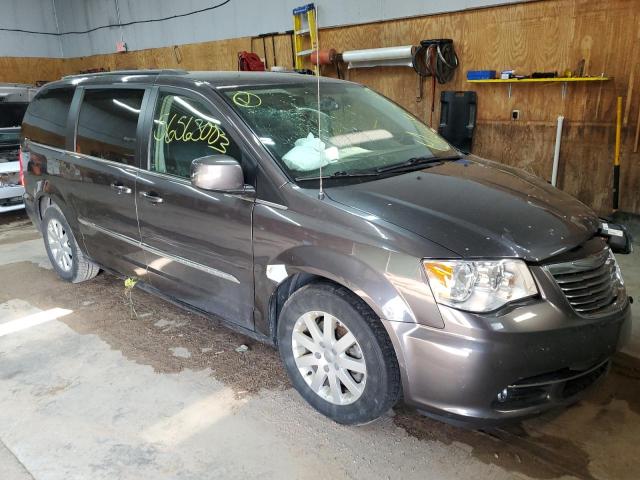 Photo 4 from auction – 2015 CHRYSLER TOWN & COU with VIN 2C4RC1BG4FR717689