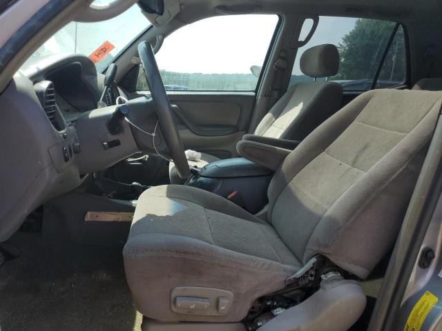 صورة رقم 7 من المزاد - 2004 TOYOTA SEQUOIA SR مع VIN 5TDBT44A44S227897
