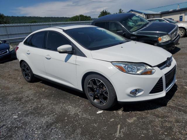 Photo 4 from auction – 2014 FORD FOCUS SE with VIN 1FADP3F2XEL357009