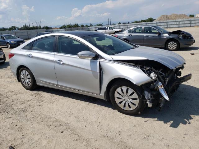 Photo 4 from auction – 2012 HYUNDAI SONATA SE with VIN 5NPEC4AB4CH446017
