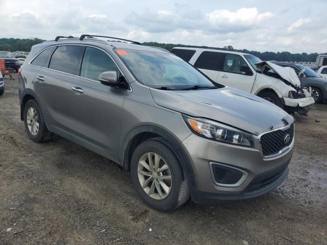 Photo 4 from auction – 2018 KIA SORENTO LX with VIN 5XYPG4A30JG350010