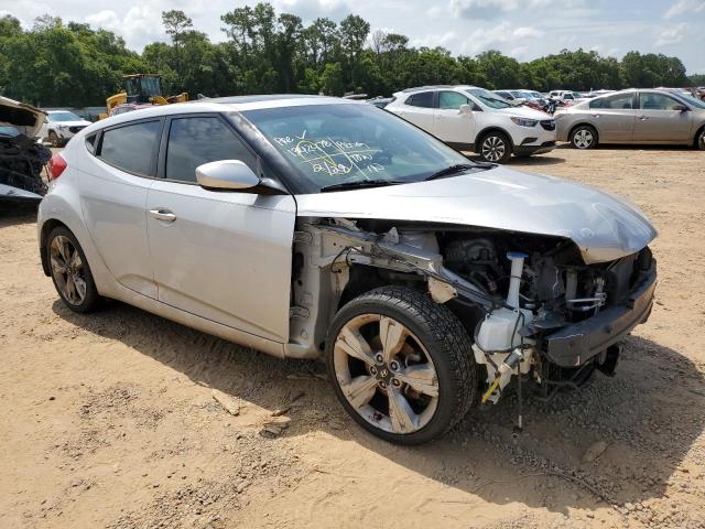 Photo 4 from auction – 2016 HYUNDAI VELOSTER with VIN KMHTC6AD7GU257857