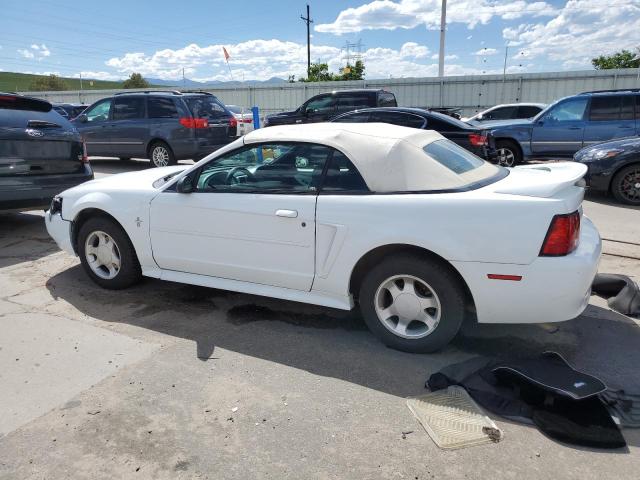 Photo 2 from auction – 2000 FORD MUSTANG with VIN 1FAFP4445YF247815