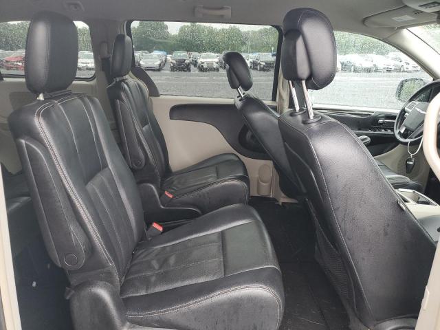Photo 11 from auction – 2012 CHRYSLER TOWN & COU with VIN 2C4RC1BG6CR389848