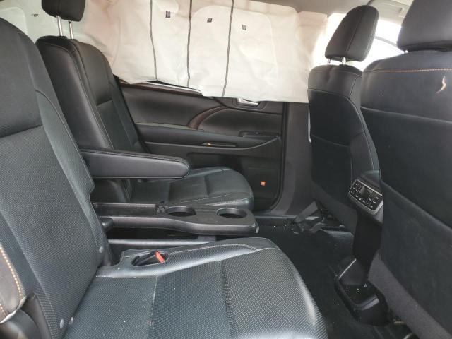 Photo 11 from auction – 2014 TOYOTA HIGHLANDER with VIN 5TDDKRFH0ES027457