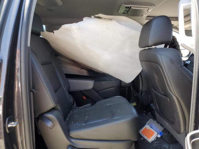 Photo 10 from auction – 2015 CHEVROLET SUBURBAN K with VIN 1GNSKKKC2FR166313