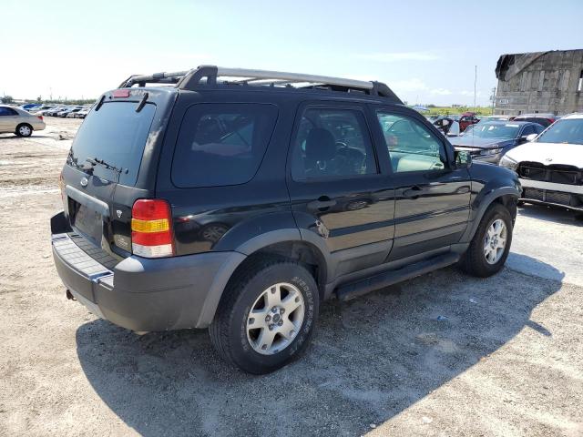 Photo 3 from auction – 2005 FORD ESCAPE XLT with VIN 1FMYU93165KB32784