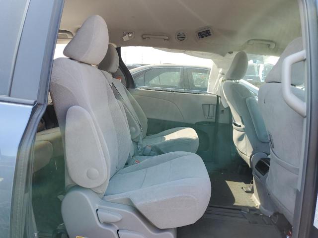 Photo 11 from auction – 2017 TOYOTA SIENNA LE with VIN 5TDKZ3DC9HS858340