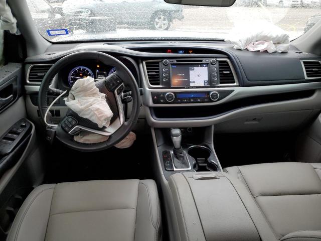Photo 8 from auction – 2019 TOYOTA HIGHLANDER with VIN 5TDKZRFH1KS558293