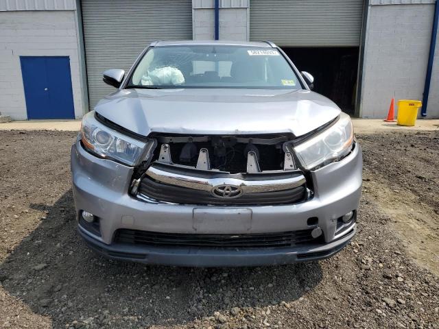Foto 5 de la subasta – 2016 TOYOTA HIGHLANDER con VIN 5TDJKRFH1GS502801