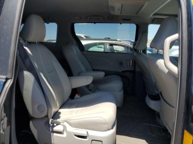 Photo 11 from auction – 2011 TOYOTA SIENNA XLE with VIN 5TDDK3DC8BS009322