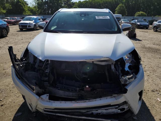 Photo 5 from auction – 2018 TOYOTA HIGHLANDER with VIN 5TDJGRFH5JS039022