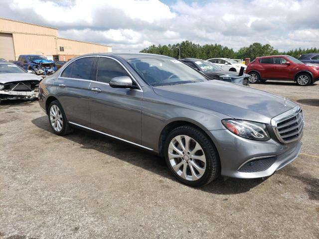 Photo 4 from auction – 2017 MERCEDES-BENZ E 300 with VIN WDDZF4JB4HA163405