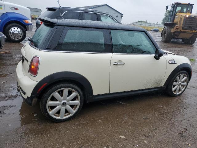 Photo 3 from auction – 2007 MINI COOPER S with VIN WMWMF73537TT81302