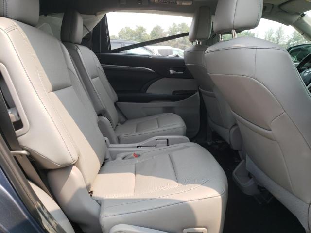 Photo 11 from auction – 2019 TOYOTA HIGHLANDER with VIN 5TDDZRFH9KS923439
