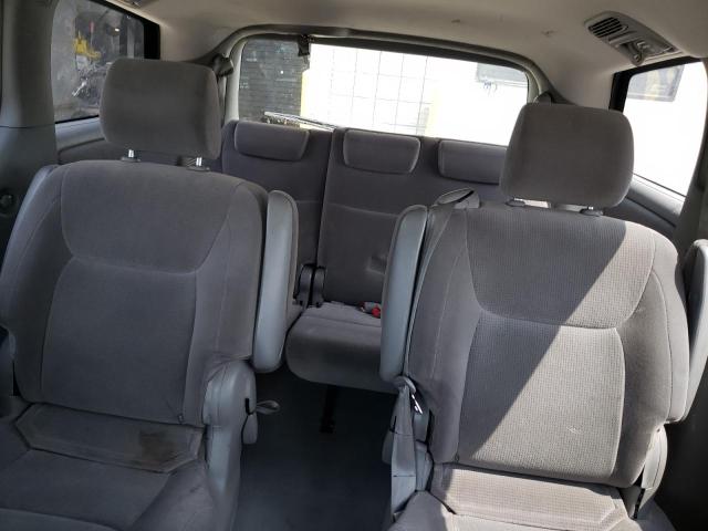 Photo 10 from auction – 2004 TOYOTA SIENNA CE with VIN 5TDZA23C74S203637