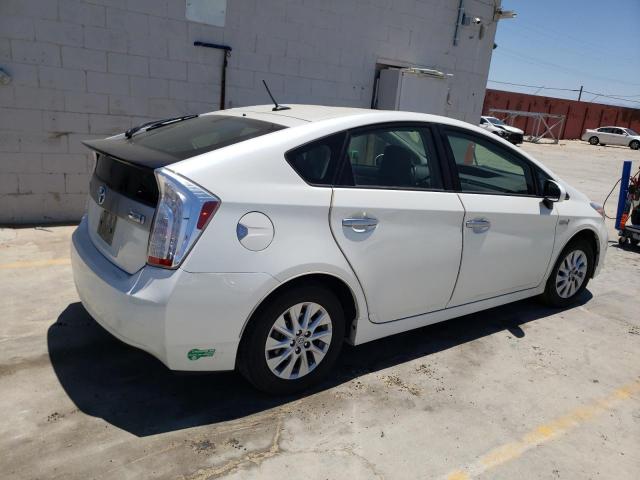 Photo 3 from auction – 2013 TOYOTA PRIUS PLUG with VIN JTDKN3DP6D3039585