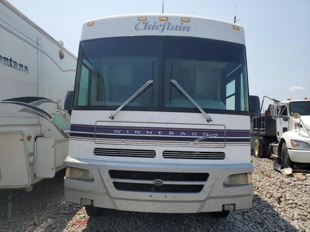 Photo 9 from auction – 1998 WINNEBAGO CHIEFTAN with VIN 3FCNF53S9XJA07018