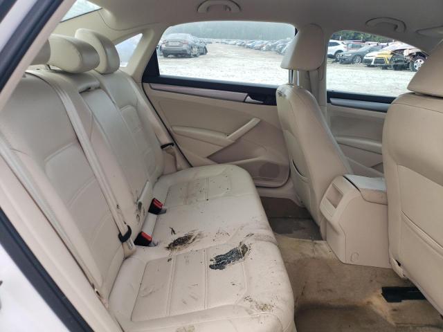 Photo 10 from auction – 2015 VOLKSWAGEN PASSAT S with VIN 1VWAS7A38FC105891