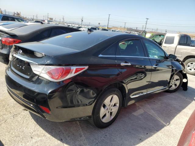 Photo 3 from auction – 2012 HYUNDAI SONATA HYB with VIN KMHEC4A41CA047618