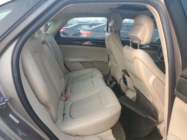 Photo 10 from auction – 2016 LINCOLN MKZ with VIN 3LN6L2G91GR617317