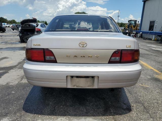 Photo 6 from auction – 1995 TOYOTA CAMRY LE with VIN 4T1SK12E5SU895591