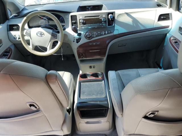 Photo 8 from auction – 2011 TOYOTA SIENNA XLE with VIN 5TDYK3DC9BS032822