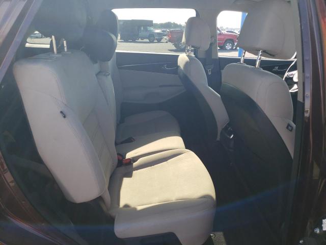 Photo 11 from auction – 2017 KIA SORENTO LX with VIN 5XYPGDA54HG309715