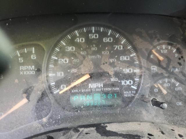Photo 9 from auction – 2002 CHEVROLET SILVERADO with VIN 1GCEC19TX2Z236685