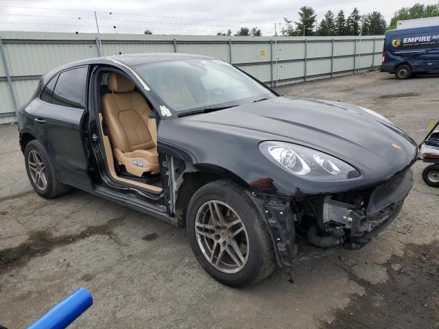 Photo 4 from auction – 2018 PORSCHE MACAN with VIN WP1AA2A56JLB01498