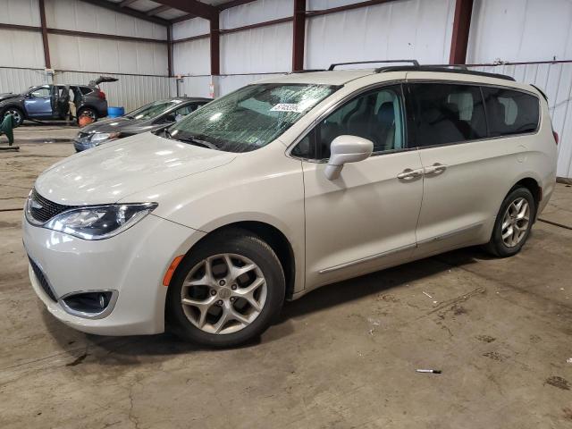 CHRYSLER PACIFICA T 2017 with VIN 2C4RC1BG8HR551969 - Photo from auction