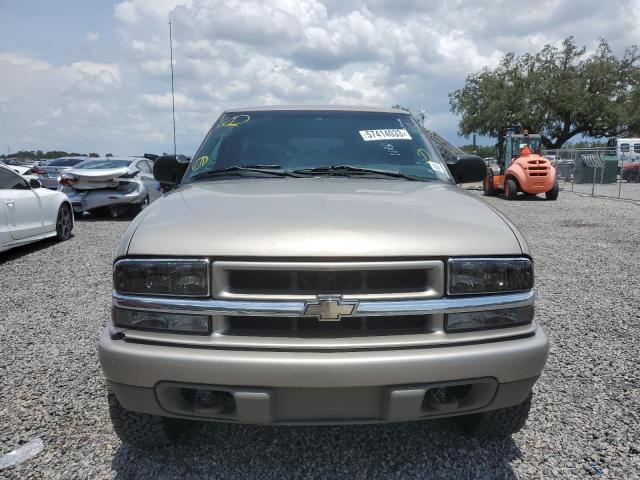Photo 5 from auction – 2002 CHEVROLET BLAZER with VIN 1GNCT18W12K121007