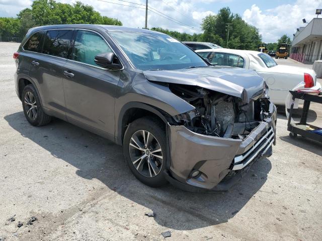 Photo 4 from auction – 2018 TOYOTA HIGHLANDER with VIN 5TDZZRFH6JS278740