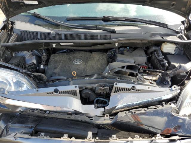 Photo 12 from auction – 2018 TOYOTA SIENNA XLE with VIN 5TDDZ3DC4JS196388
