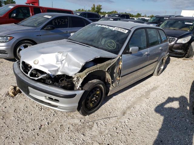 BMW 323 IT 2000 with VIN WBAAR3343YJB35442 - Photo from auction
