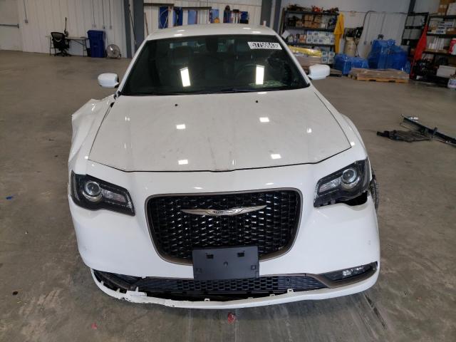 Photo 5 from auction – 2017 CHRYSLER 300 S with VIN 2C3CCABGXHH538611