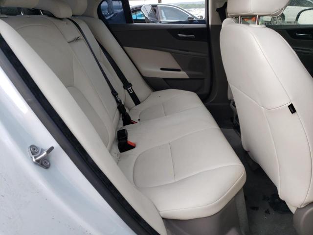 Photo 10 from auction – 2017 JAGUAR XE PREMIUM with VIN SAJAD4BV9HA953483