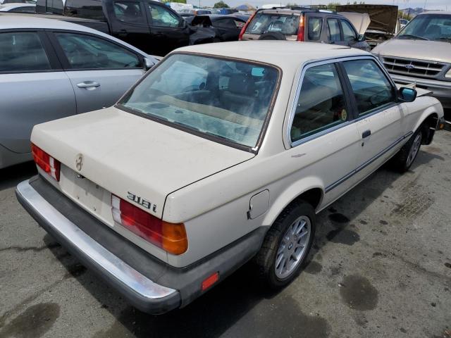 Photo 3 from auction – 1985 BMW 318 I with VIN WBAAK7403F8771481